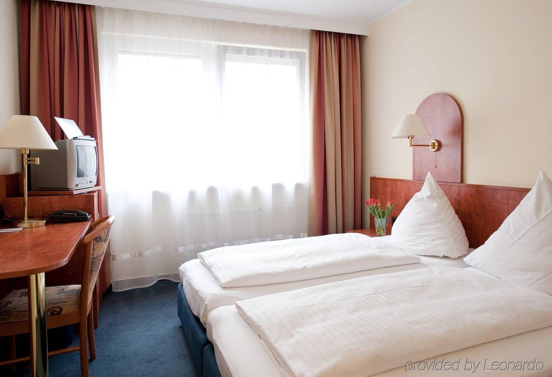 Falk Hotel Frankfurt am Main Room photo